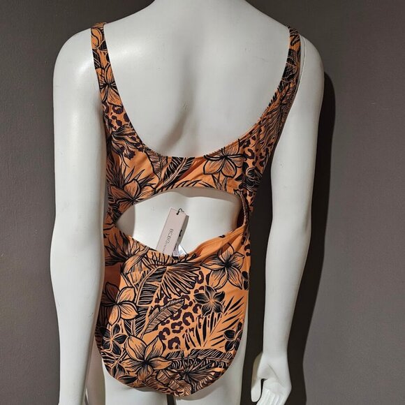 BCBGeneration Jungle Queen Printed Cut-Out One-Piece Swimsuit - Picture 4 of 11